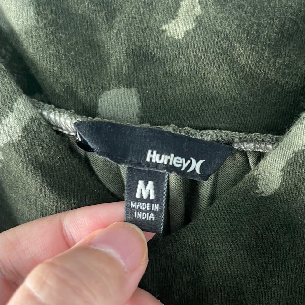 Hurley Camo Green Women's Top - Picture 2 of 5